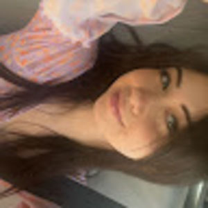 Meet your Posher, Phoebe